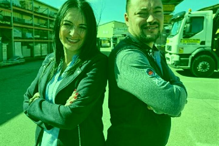 Escorts Les Thilliers-en-Vexin, France — Local Companions