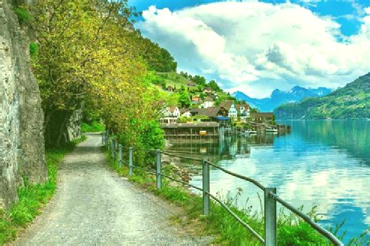 Escorts Liesberg, Switzerland — Local Companions
