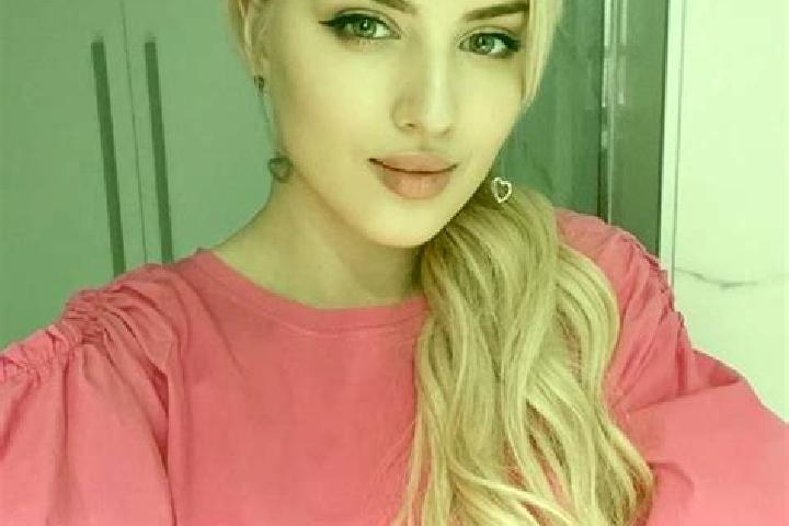 Escorts Linda, Russia — Local Companions