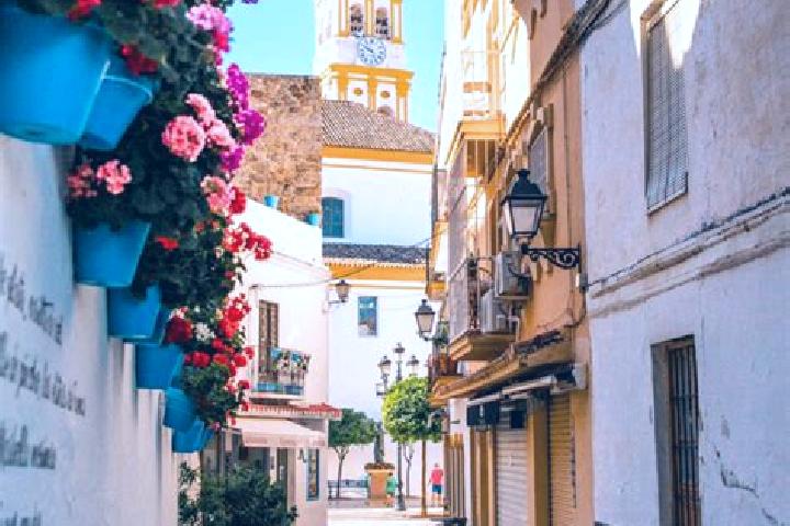 Escorts Llanera, Spain — Local Companions