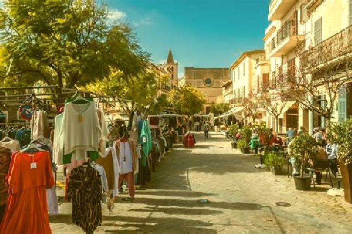 Escorts Llucmajor, Spain — Local Companions
