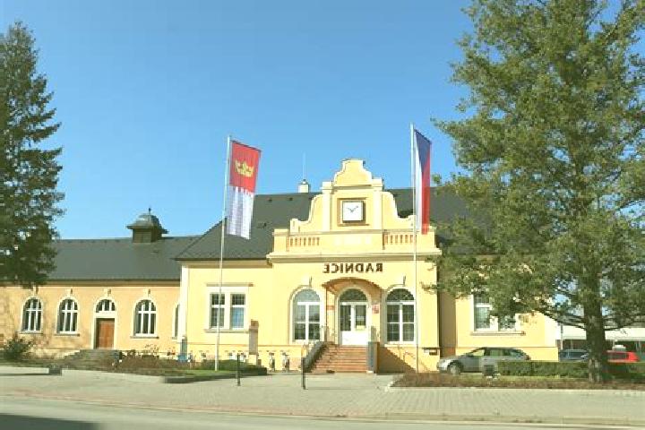 Escorts Lochovice, Czech Republic — Local Companions