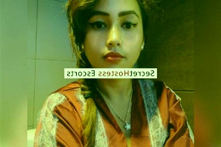 Escorts Lokorae, Indonesia — Local Companions