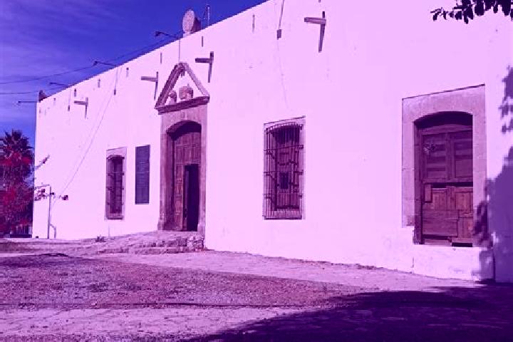 Escorts Loma Alta, Mexico — Local Companions