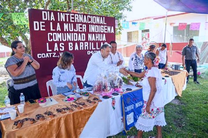 Escorts Lomas de Barrillas, Mexico — Local Companions