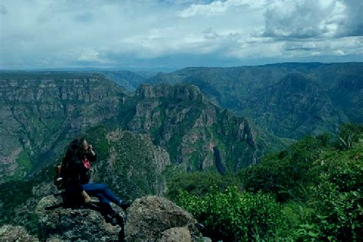 Escorts Loretito (Charco del Toro), Mexico — Local Companions