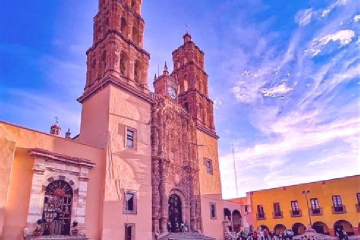 Escorts Los Dolores, Mexico — Local Companions