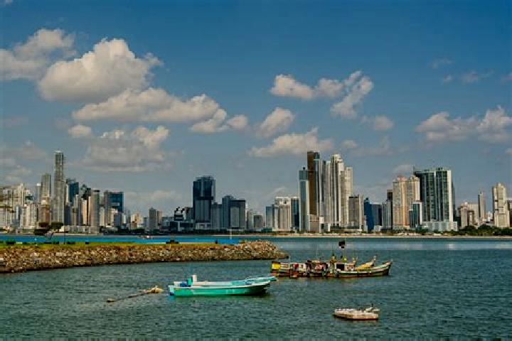 Escorts Los Lotes, Panama — Local Companions