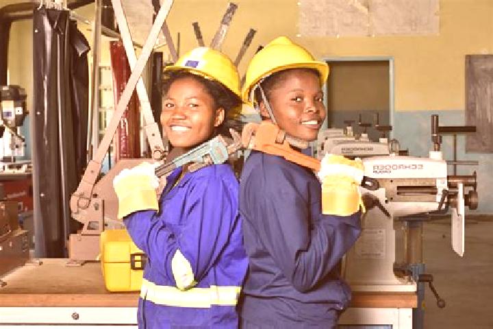 Escorts Luchenza, Malawi — Local Companions