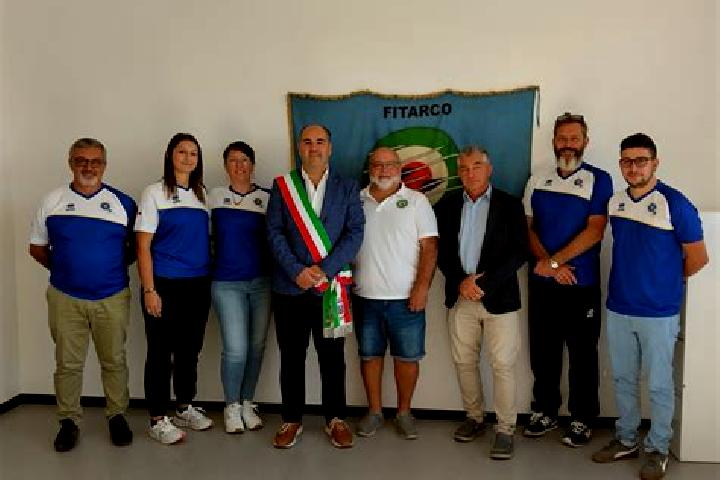 Escorts Lutrano, Italy — Local Companions