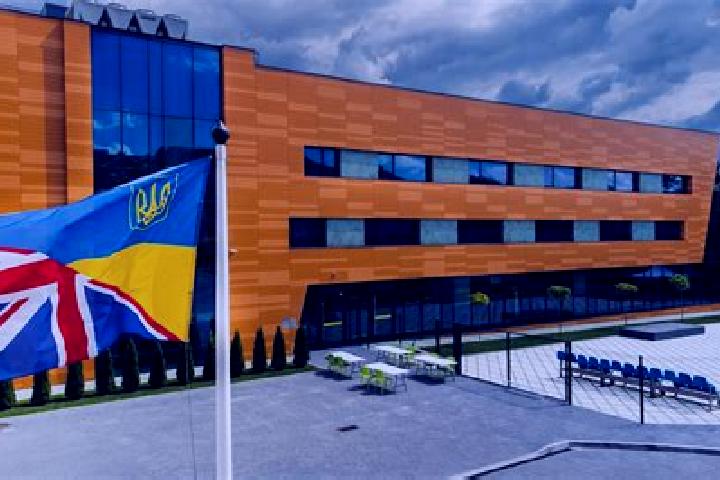 Escorts Lysomice, Poland — Local Companions