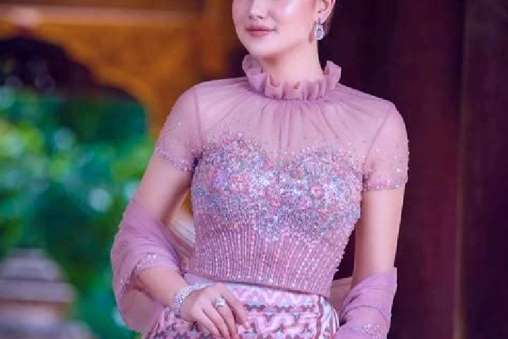 Escorts Ma Au, Myanmar — Local Companions