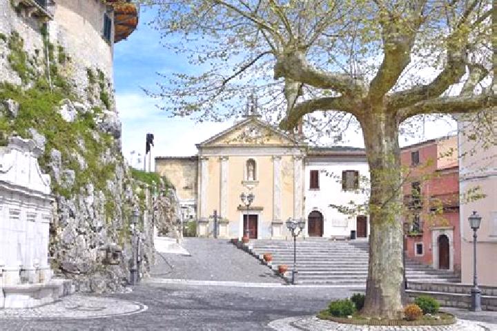 Escorts Macchiagodena, Italy — Local Companions