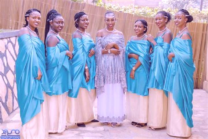 Escorts Macuba, Rwanda — Local Companions