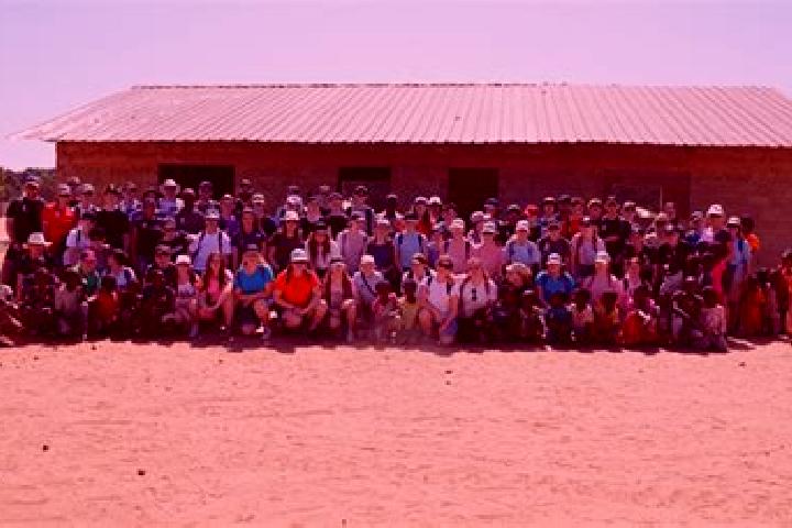 Escorts Madiana, Gambia — Local Companions