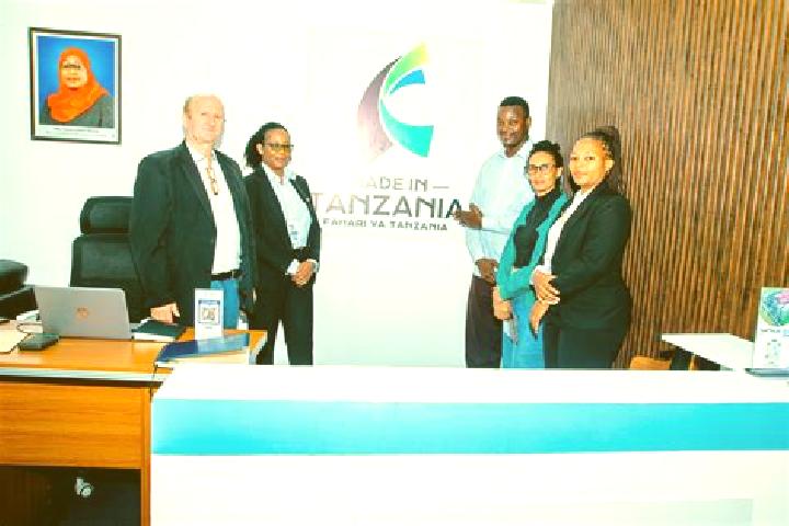 Escorts Madizini, Tanzania — Local Companions