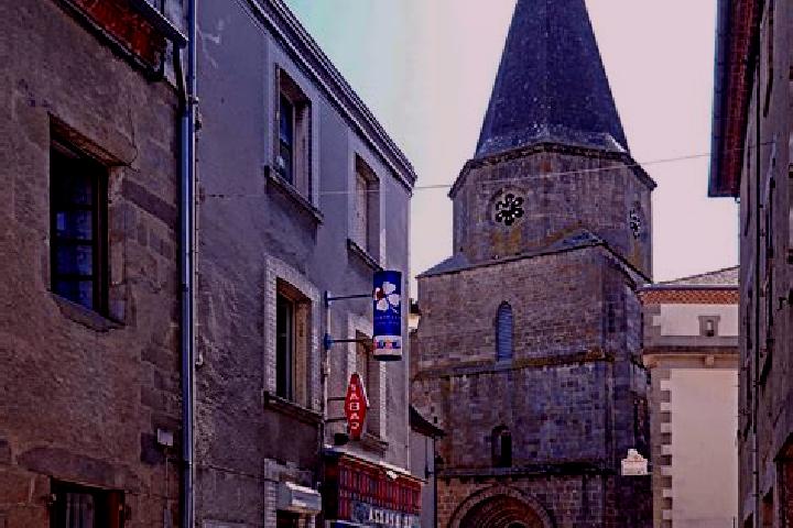 Escorts Magnac-Laval, France — Local Companions