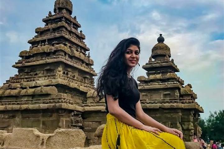 Escorts Mahabalipuram, India — Local Companions