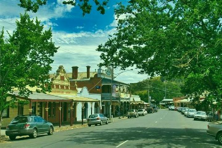 Escorts Maldon, Australia — Local Companions
