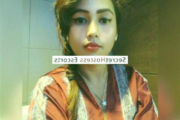 Escorts Mamuju, Indonesia — Local Companions
