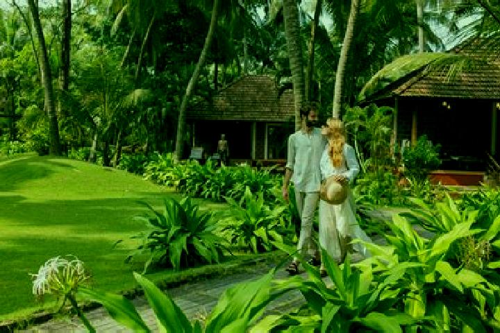 Escorts Manalur, India — Local Companions