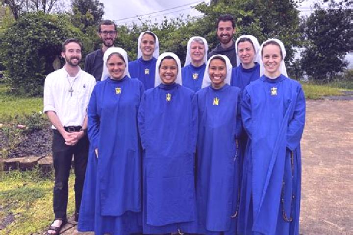 Escorts Maneglise, France — Local Companions