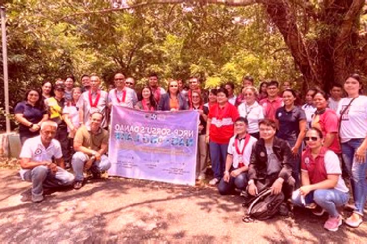 Escorts Manito, Philippines — Local Companions