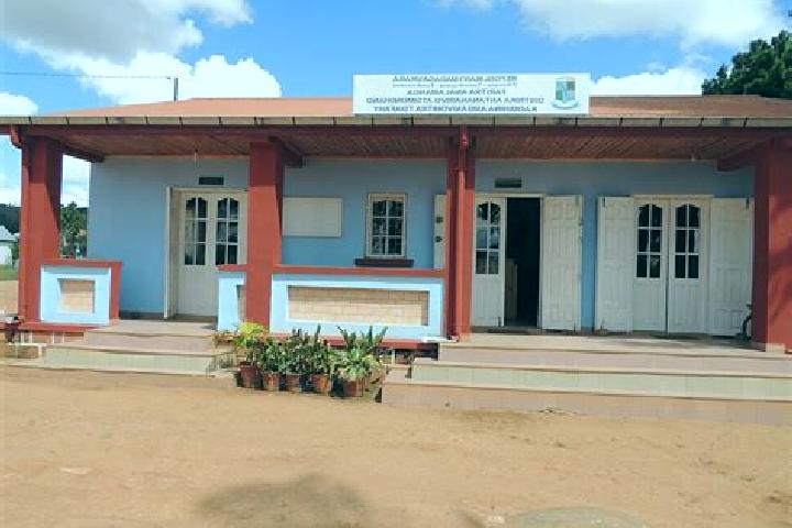 Escorts Mantasoa, Madagascar — Local Companions