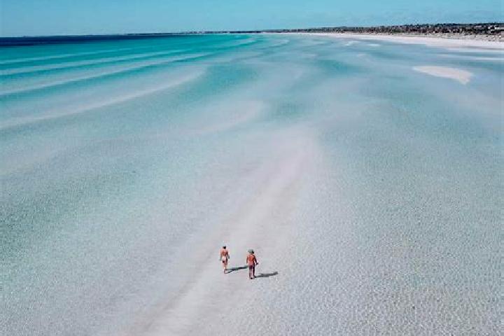 Escorts Marcus Beach, Australia — Local Companions