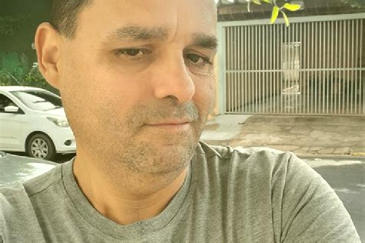 Escorts Marilandia do Sul, Brazil — Local Companions