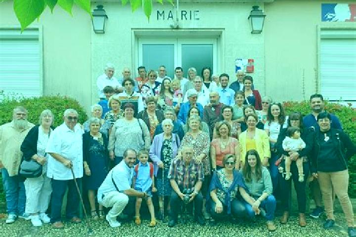 Escorts Marillac-le-Franc, France — Local Companions