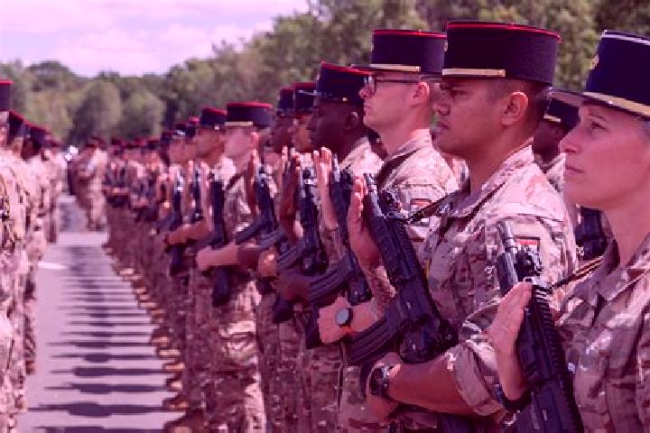 Escorts Marines, France — Local Companions