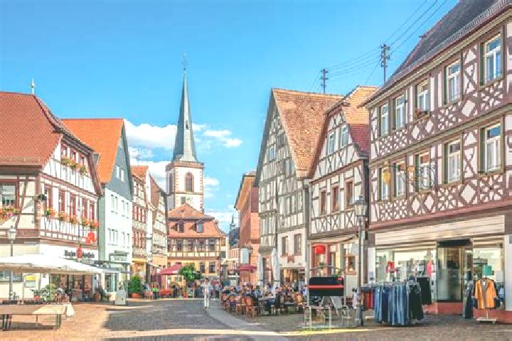 Escorts Marktbreit, Germany — Local Companions