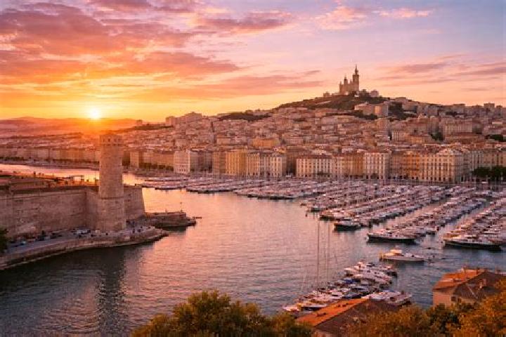 Escorts Marseille Prefecture, France — Local Companions