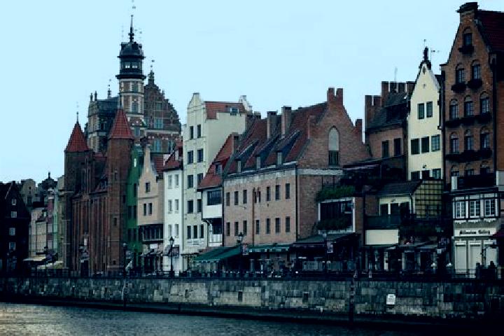 Escorts Maslice Male, Poland — Local Companions