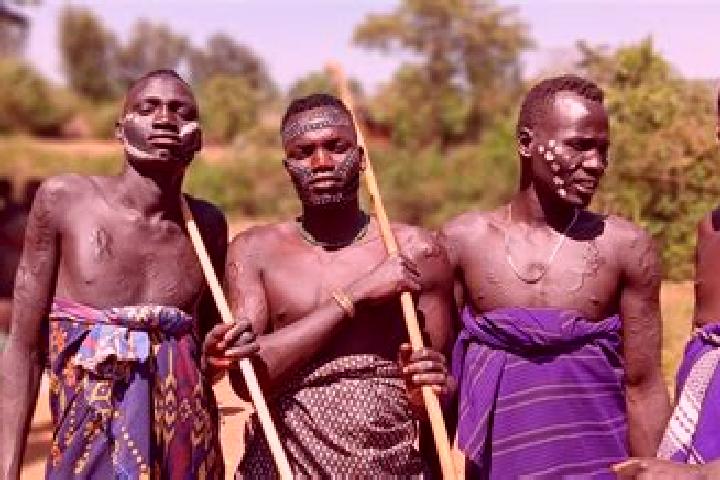 Escorts Maych ew, Ethiopia — Local Companions