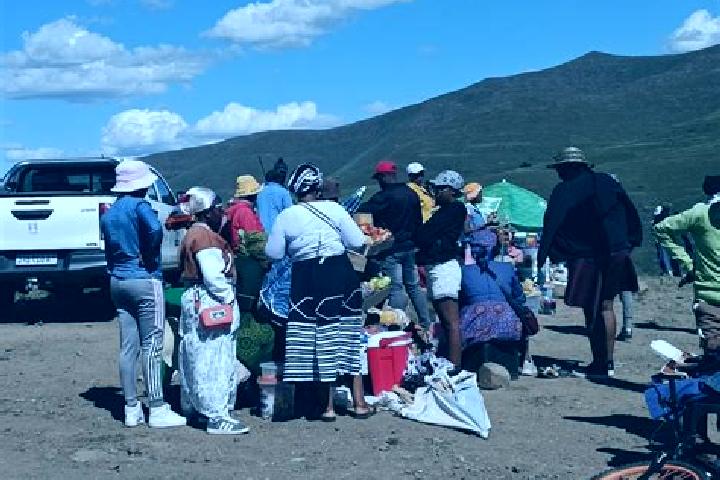 Escorts Mazenod, Lesotho — Local Companions