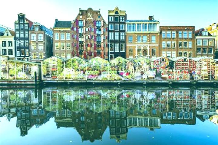 Escorts Meeuwen, Netherlands — Local Companions