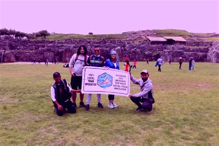 Escorts Mejia, Peru — Local Companions