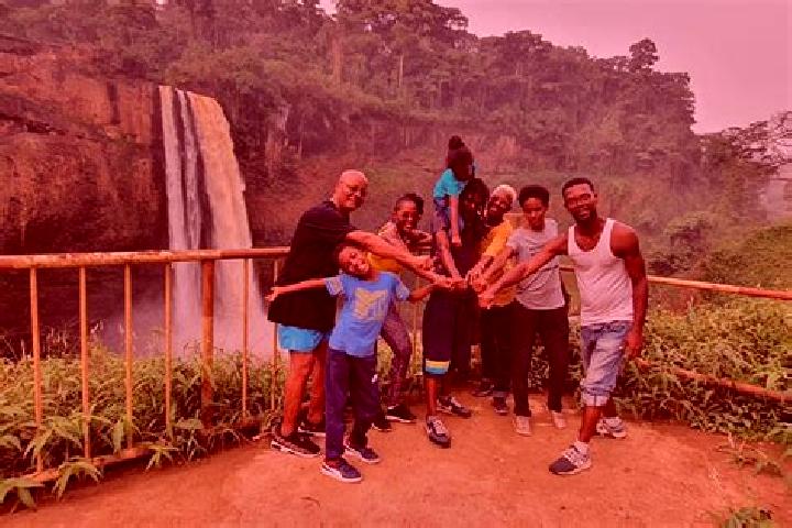 Escorts Melong, Cameroon — Local Companions