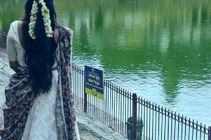 Escorts Melukote, India — Local Companions