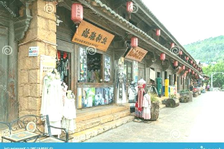 Escorts Mengzi, China — Local Companions