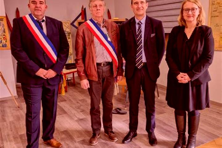 Escorts Merkwiller-Pechelbronn, France — Local Companions