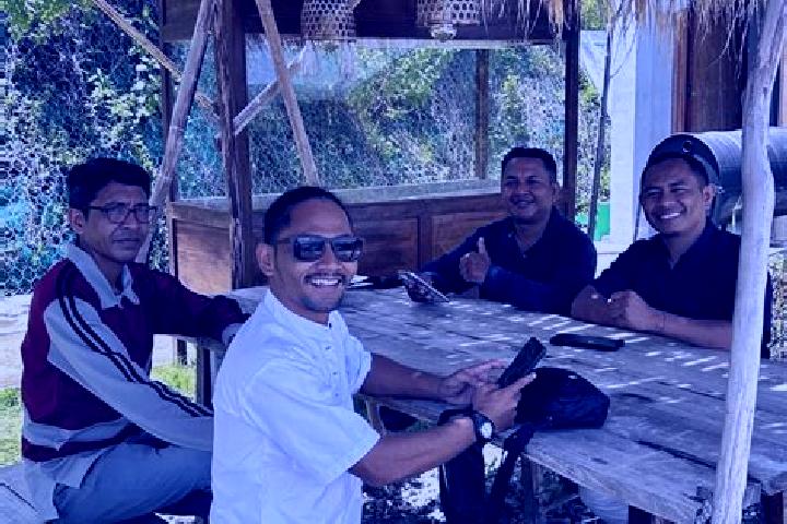 Escorts Merombok, Indonesia — Local Companions