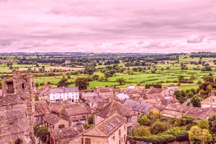 Escorts Middleham, United Kingdom — Local Companions