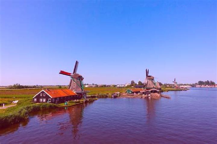 Escorts Mill, Netherlands — Local Companions