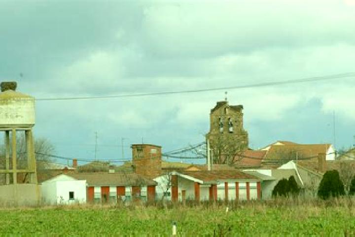 Escorts Milles de la Polvorosa, Spain — Local Companions