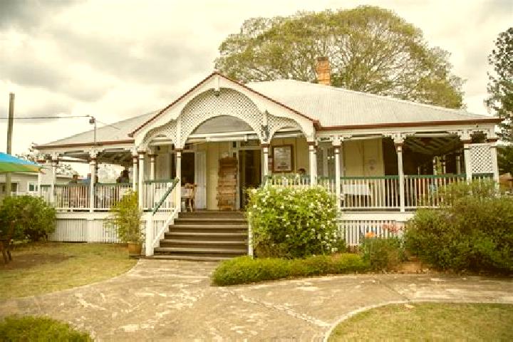 Escorts Minden, Australia — Local Companions