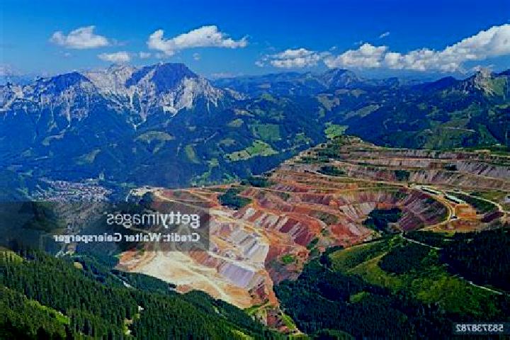 Escorts Mining, Austria — Local Companions