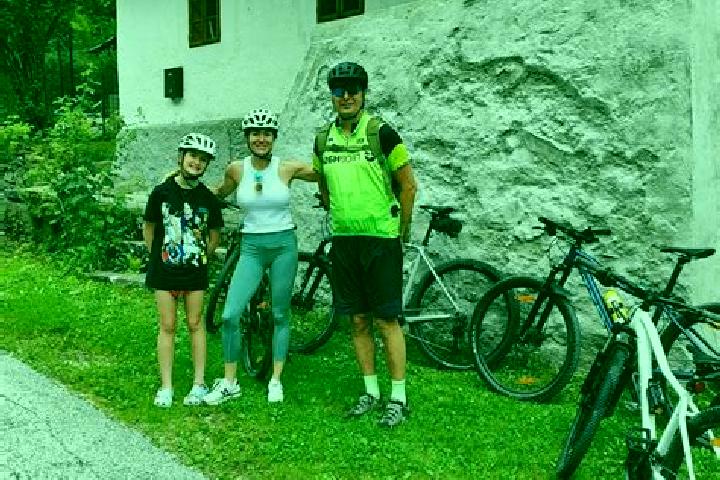 Escorts Mislinja, Slovenia — Local Companions